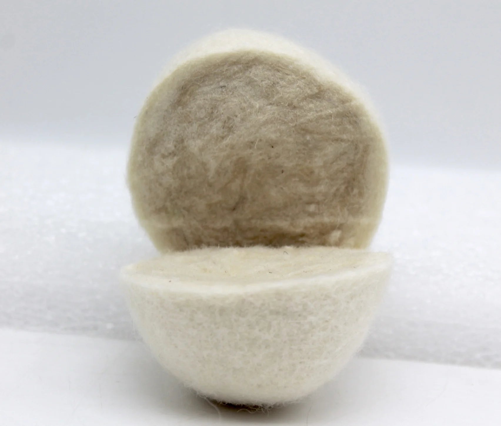EcoJeannie Wooland  Wholesale Bulk Laundry XL Premium Wool Dryer Balls - 100% New Zealand Organic Wool Natural Fabric Softener For Sensitive Skin, Babies (75 Count)