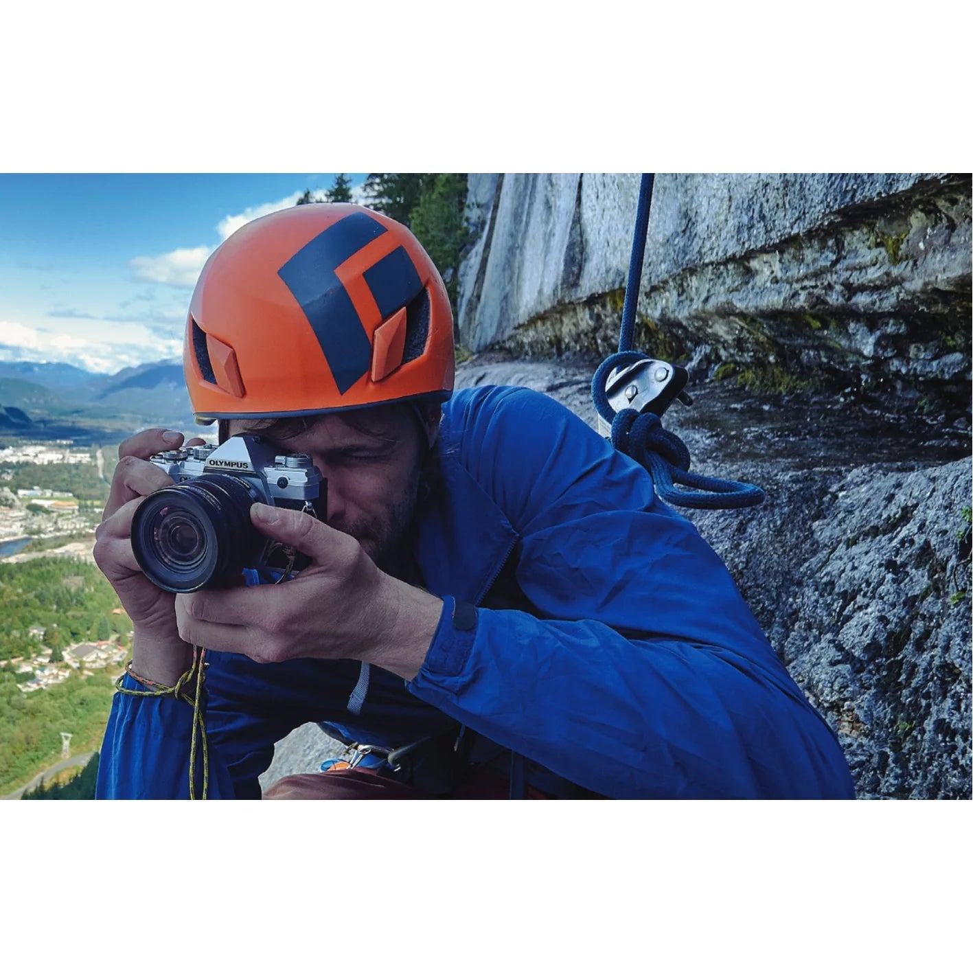 Olympus OM-D E-M5 Mark III 24.4 Megapixel Mirrorless Camera with Lens, 0.47", 1.77", Black
