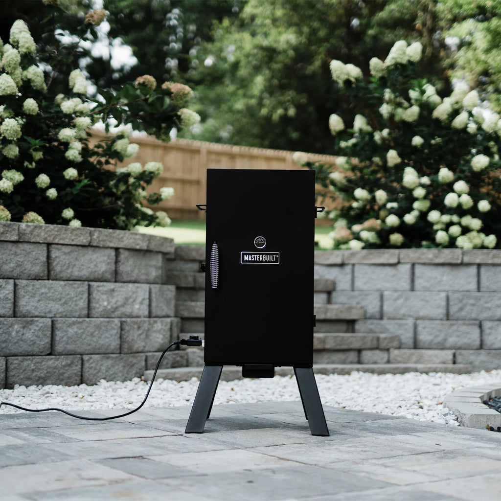 Masterbuilt 30-inch Analog Electric Smoker in Black